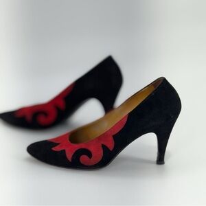 Vintage Escada Suede Pumps Black Red Flame Appliqué Made in Italy Size 7B
